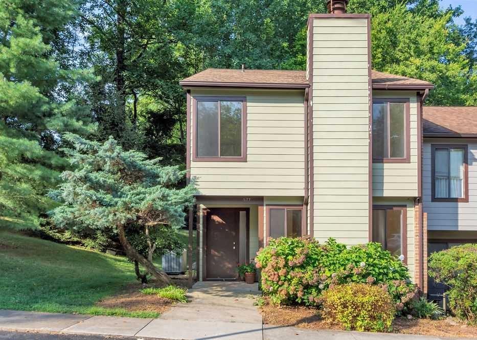 577 Southampton Ct - Photo 1