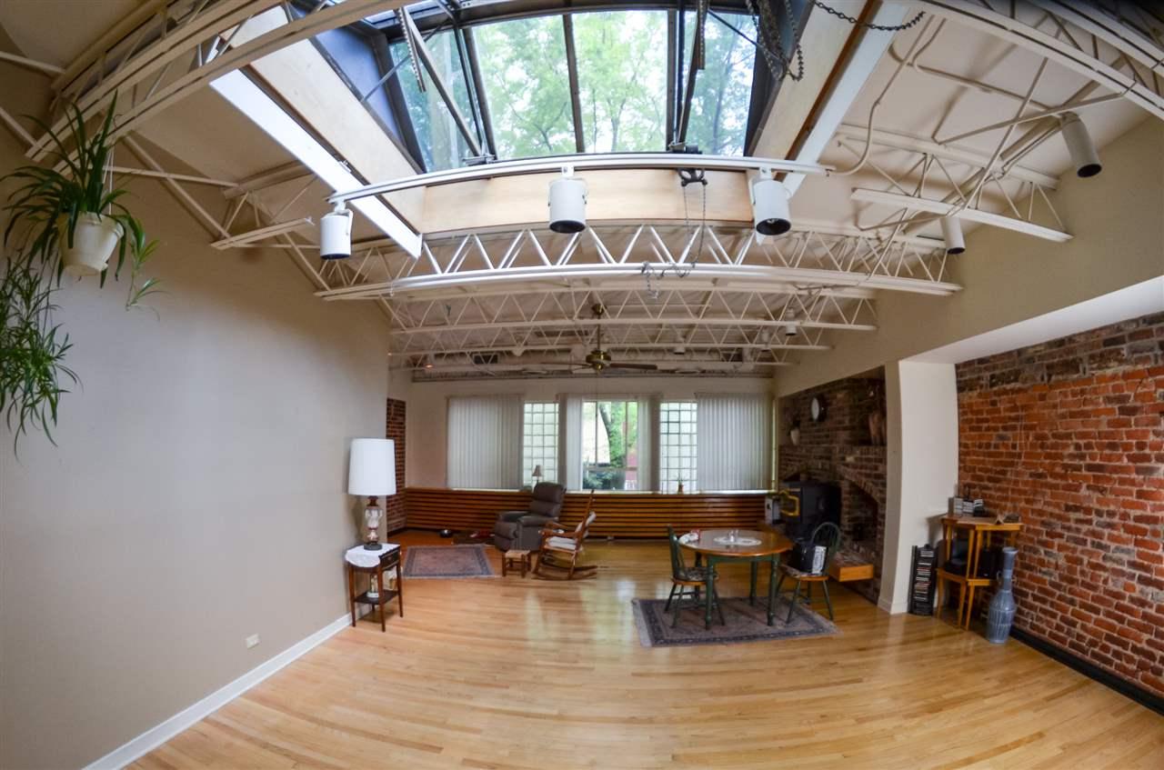 417 E Main St - Photo 1