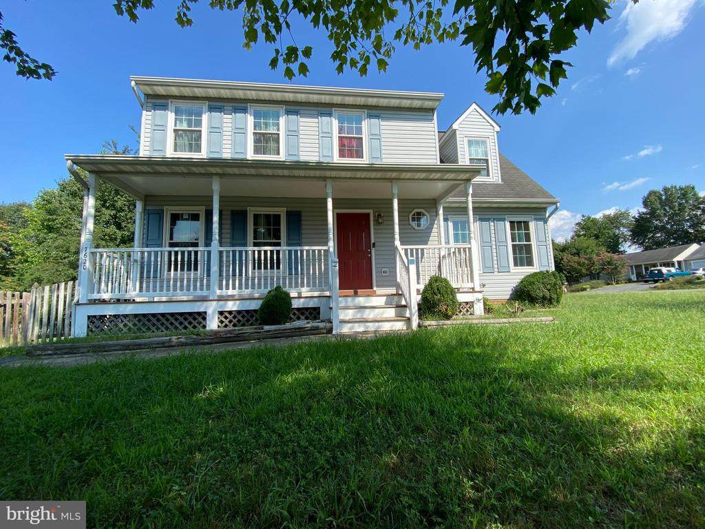 7620 Regency Glen Dr - Photo 1