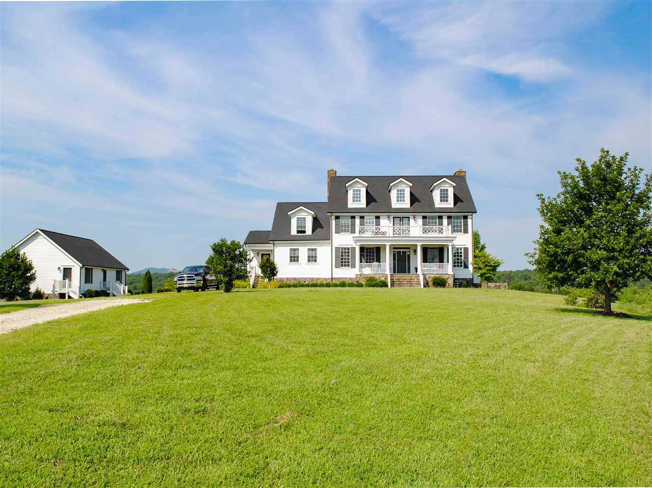 609 Scotts Bottom Rd - Photo 1