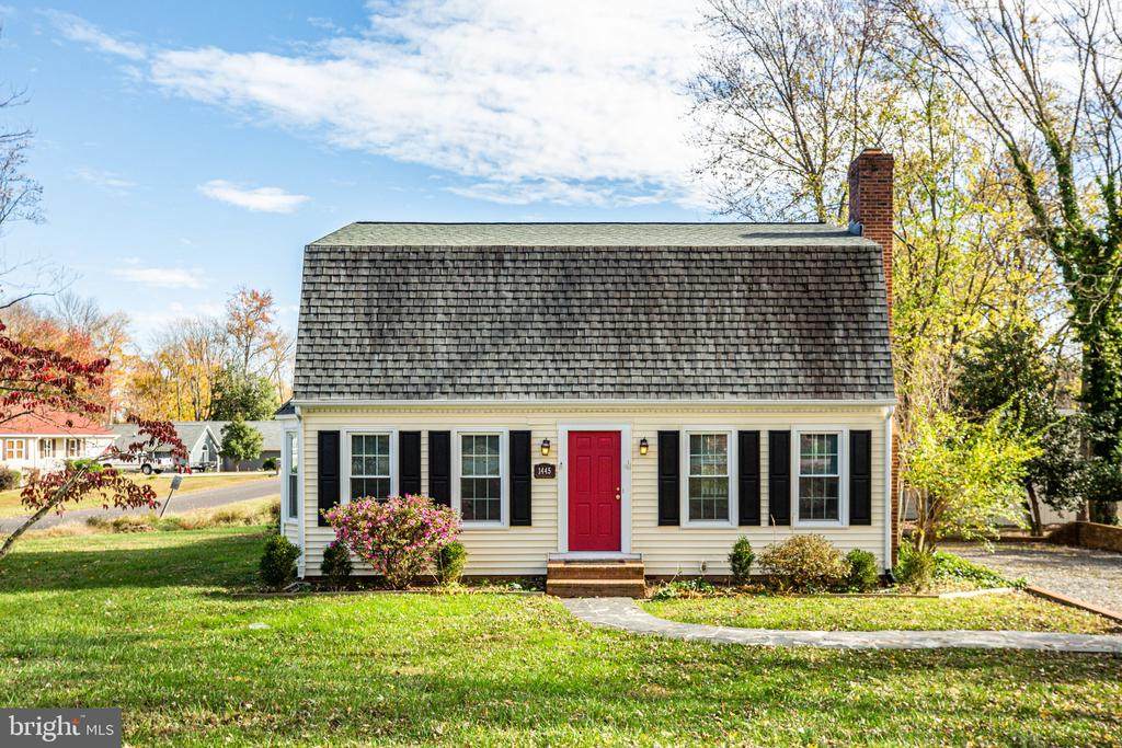 1445 Heatherstone Dr - Photo 1