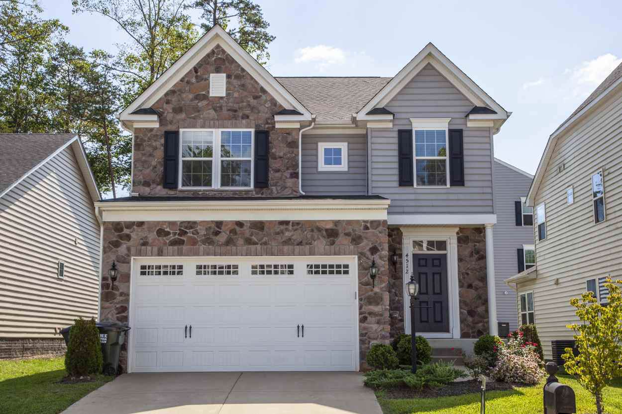4512 Sunset Dr - Photo 1