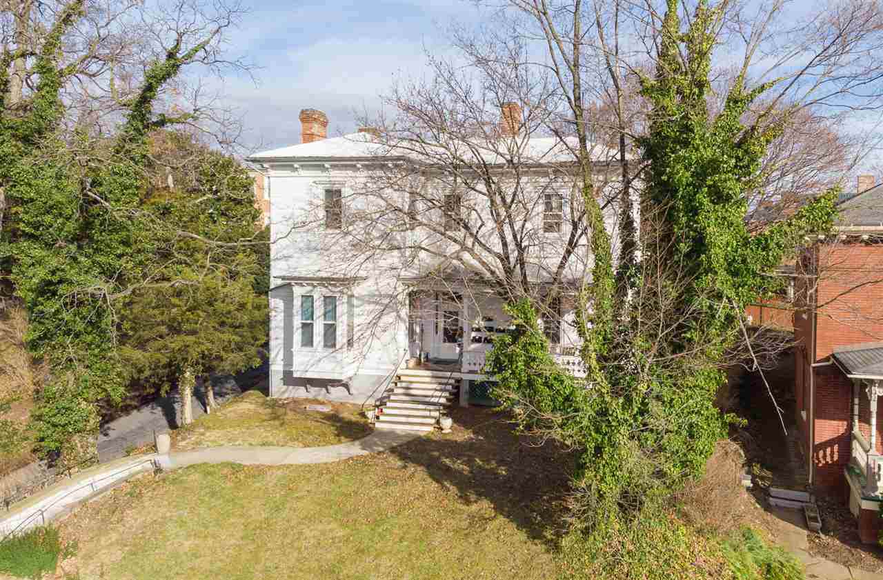27 Market St - Photo 1