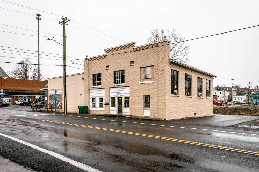 21 Broad St - Photo 1