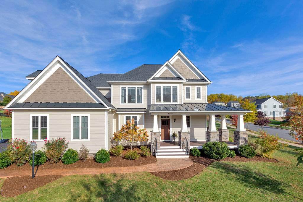1708 Hyland Creek Cir - Photo 1
