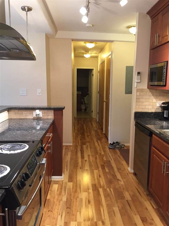 1800 Jefferson Park Ave - Photo 1
