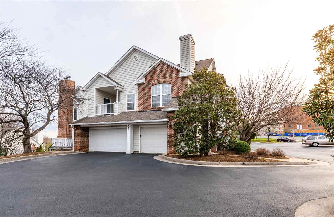 810 Beverley Dr - Photo 1