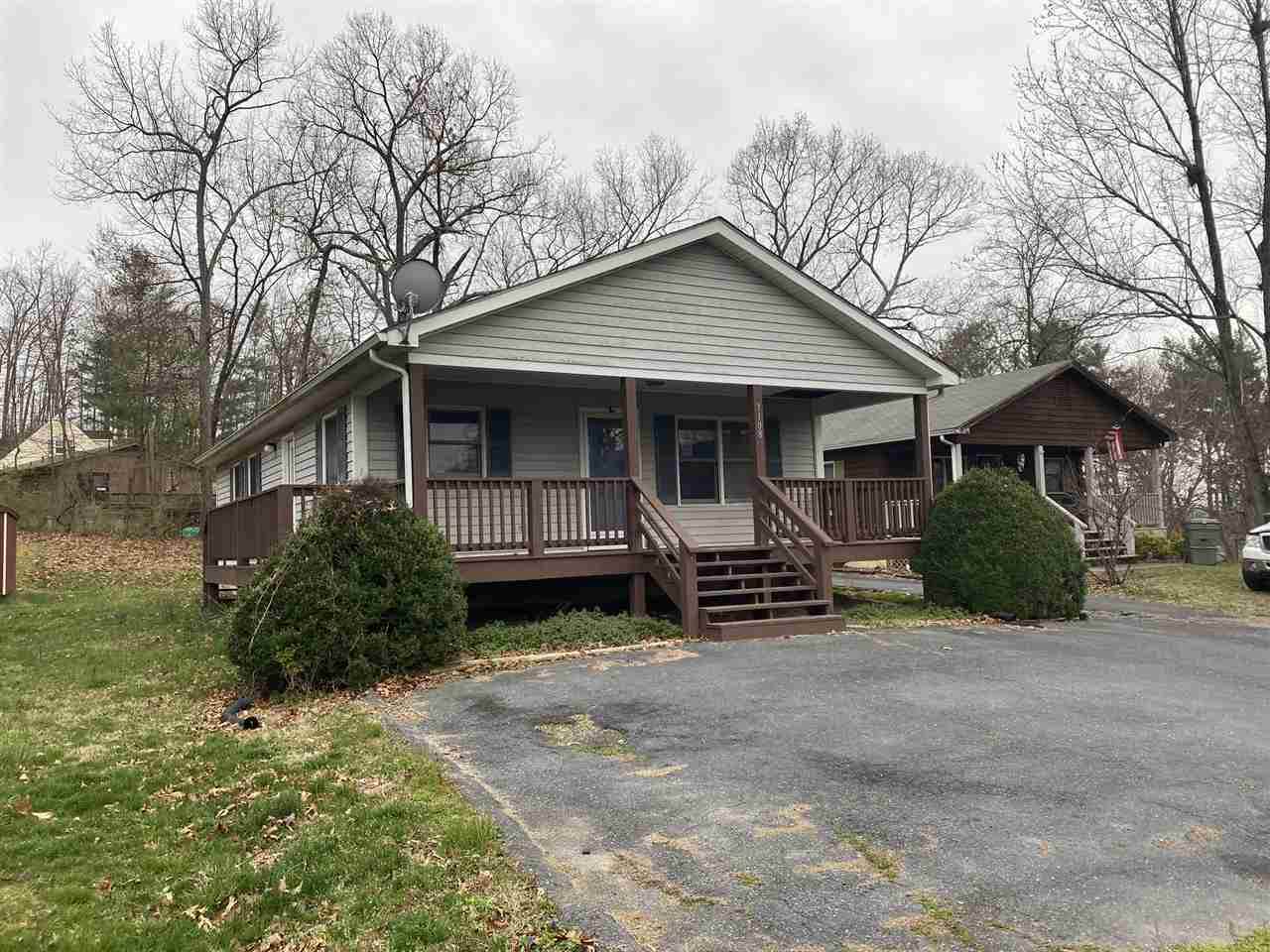 1108 Reservoir St - Photo 1