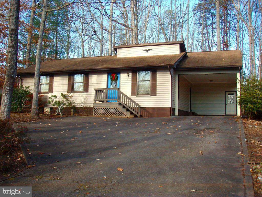 121 Cumberland Cir - Photo 1