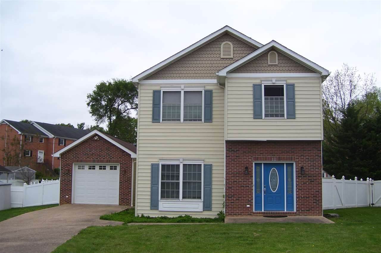 111 Middlebrook St - Photo 1