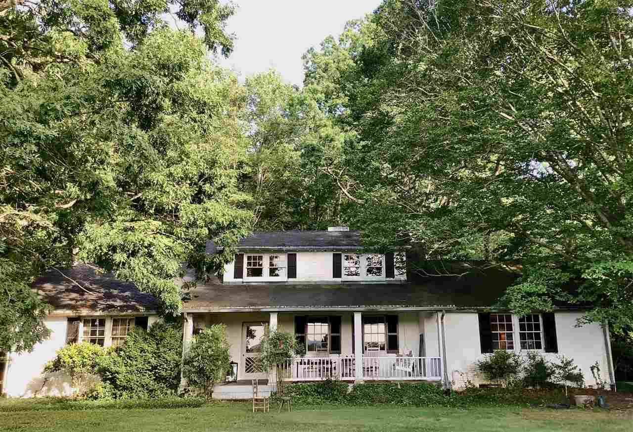 781 Snow Hill Ln - Photo 1