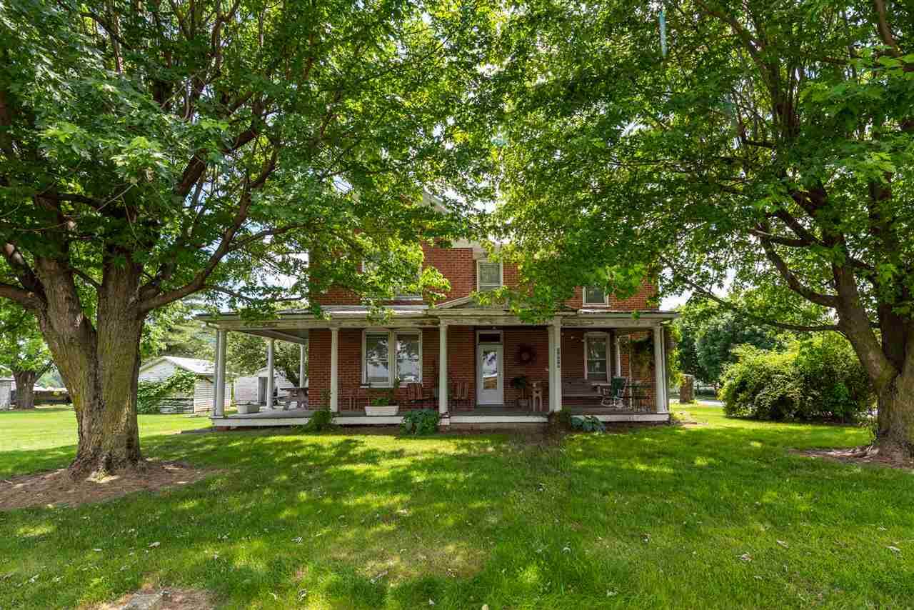 7029 Peach Orchard Dr - Photo 1