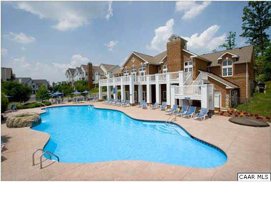 1035 Weybridge Ct - Photo 1