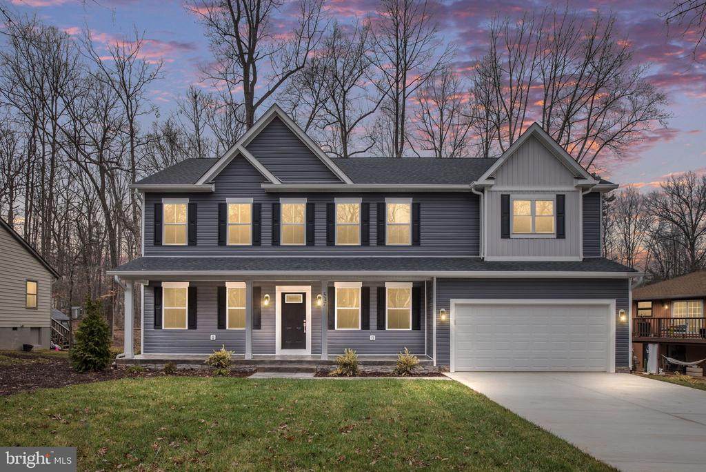 537 Monticello Cir - Photo 1