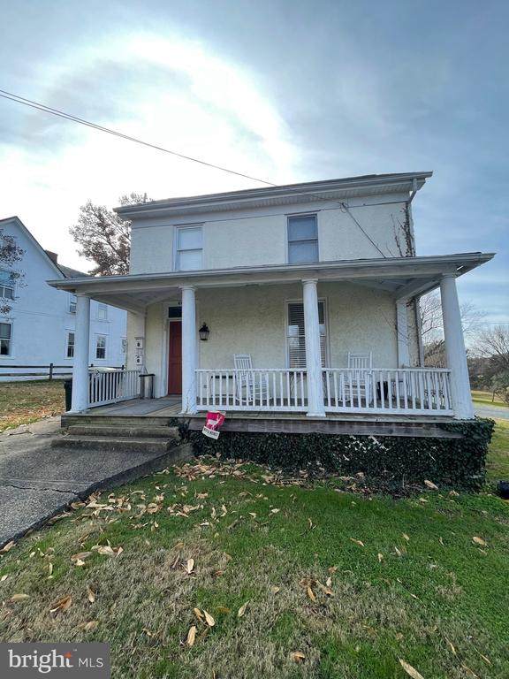 200 Waterloo St - Photo 1
