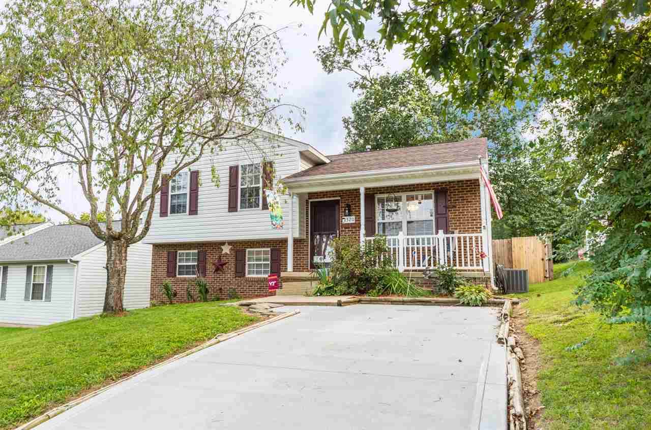 1520 5TH ST - Photo 1