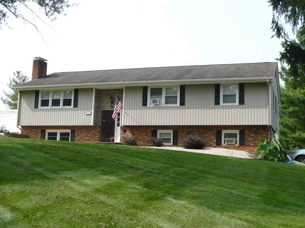 961 Ladd Rd - Photo 1
