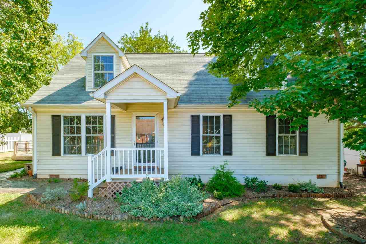 1326 Monticello Ave - Photo 1