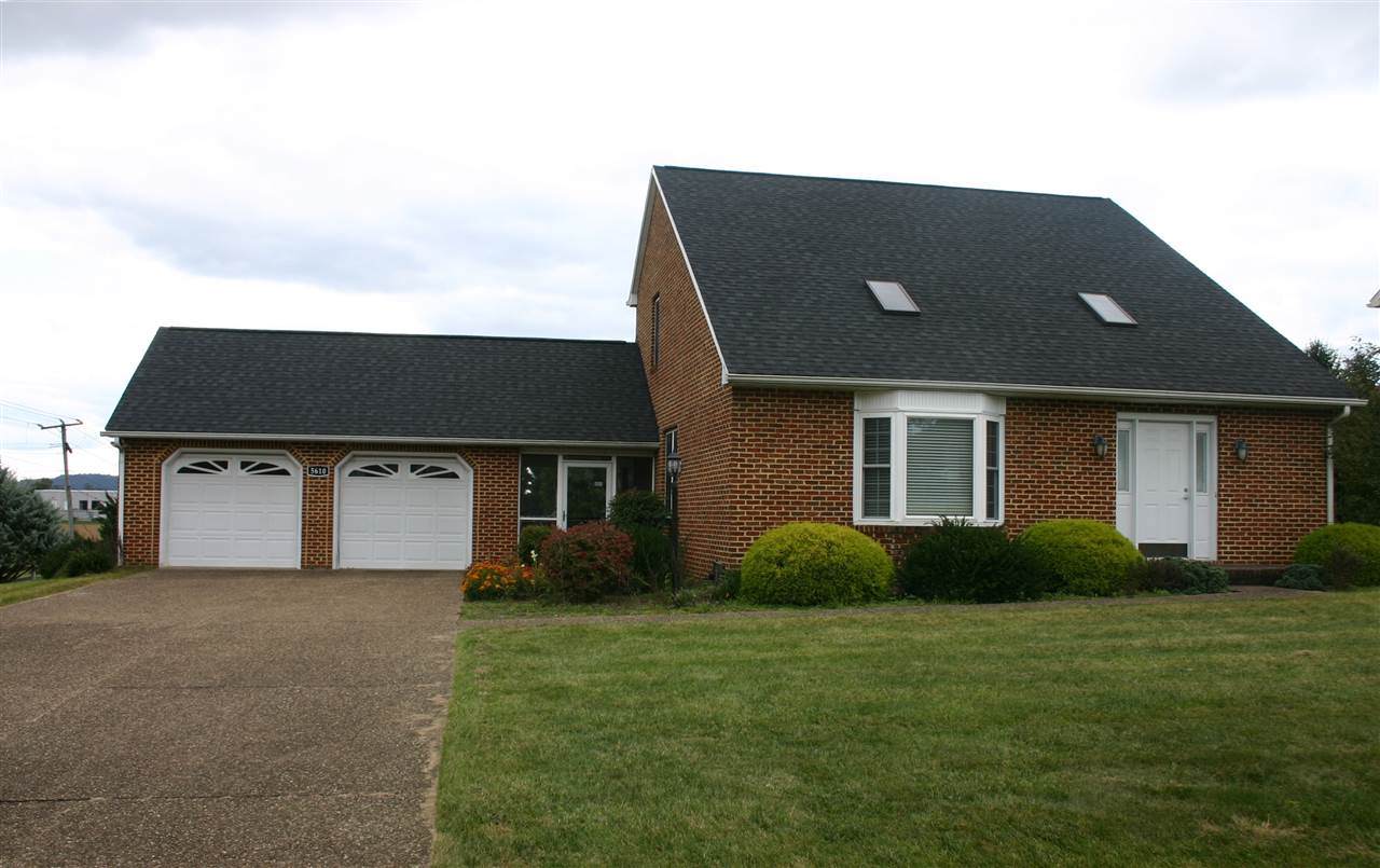 5610 Archers Ln - Photo 1