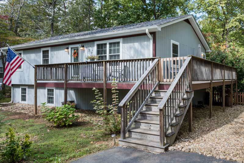 635 Jefferson Dr - Photo 1