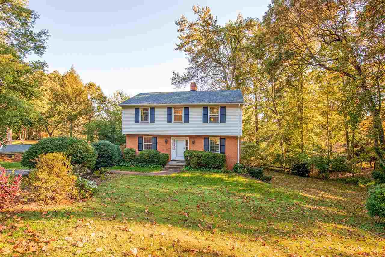 108 Kerry Ln - Photo 1