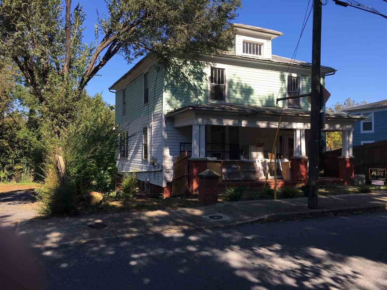 131 Sunnyside St - Photo 1