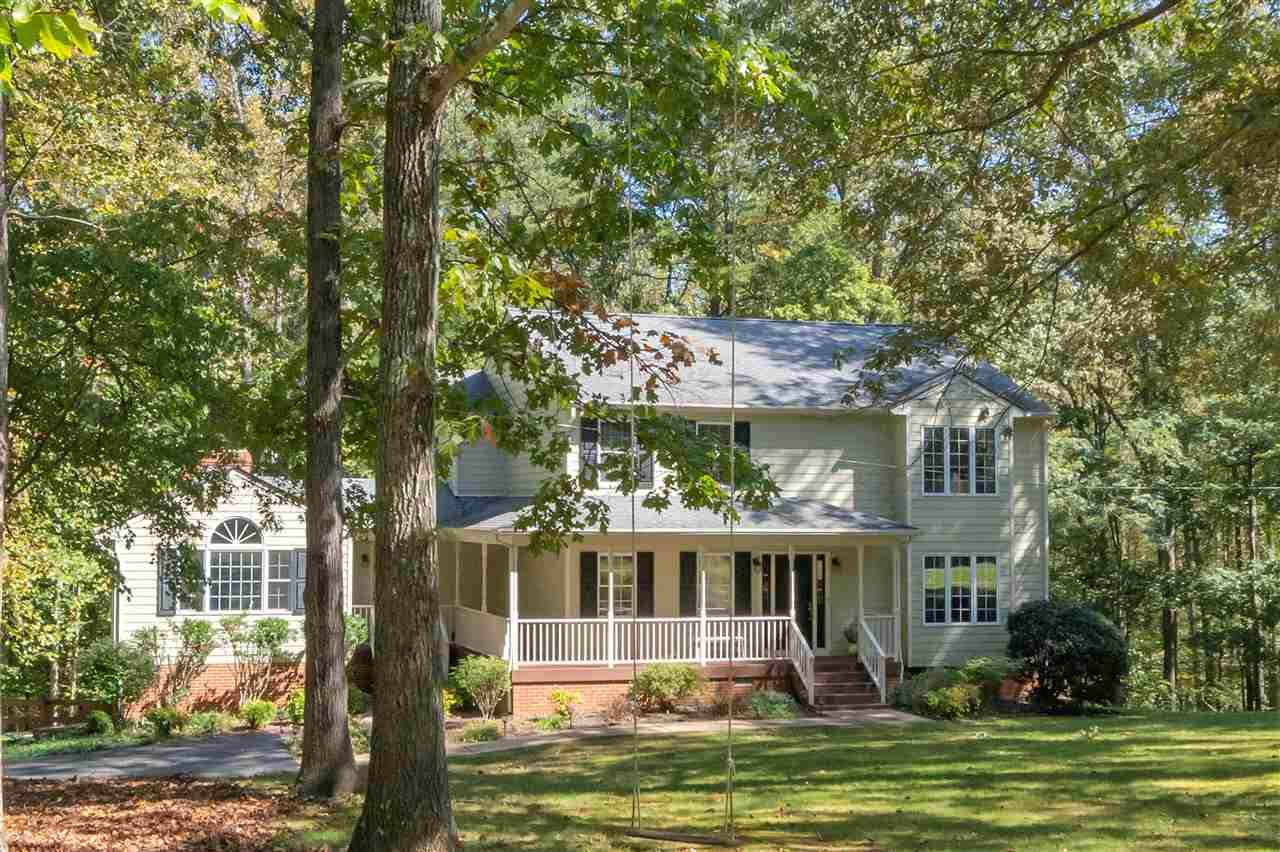 940 Stanley Dr - Photo 1