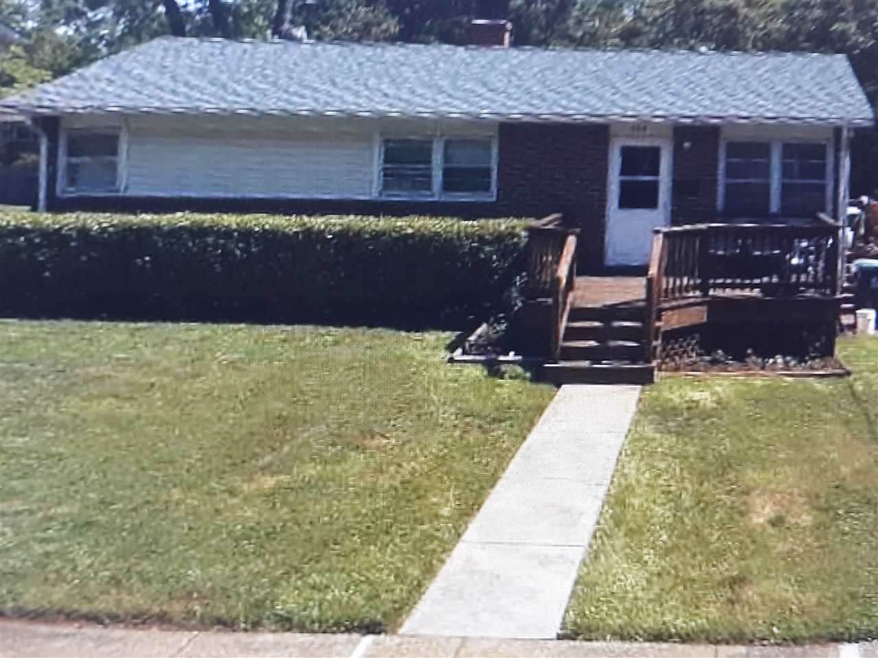 406 Fairway Ave - Photo 1