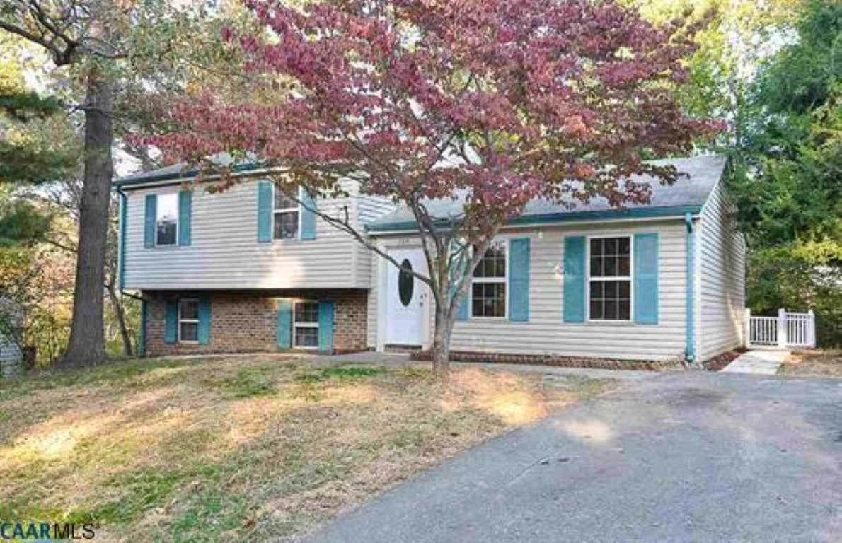386 Wildwood Ct - Photo 1