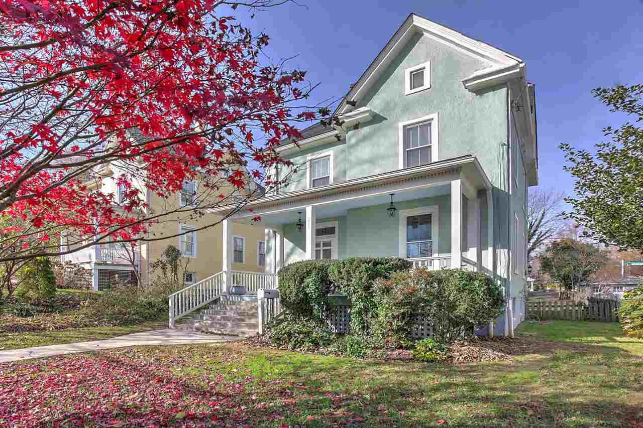 517 Lexington Ave - Photo 1