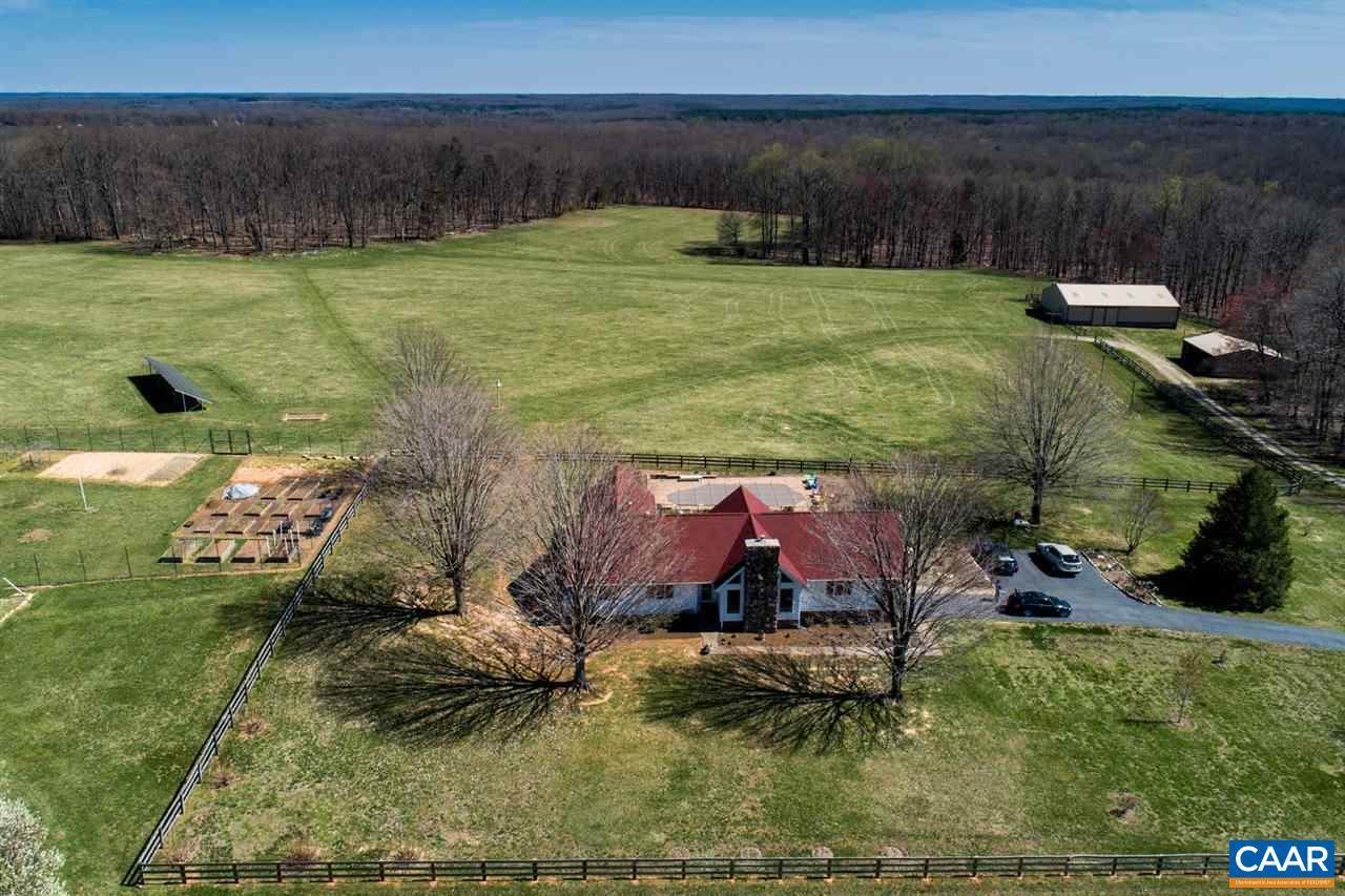 2376 Courthouse Rd - Photo 1