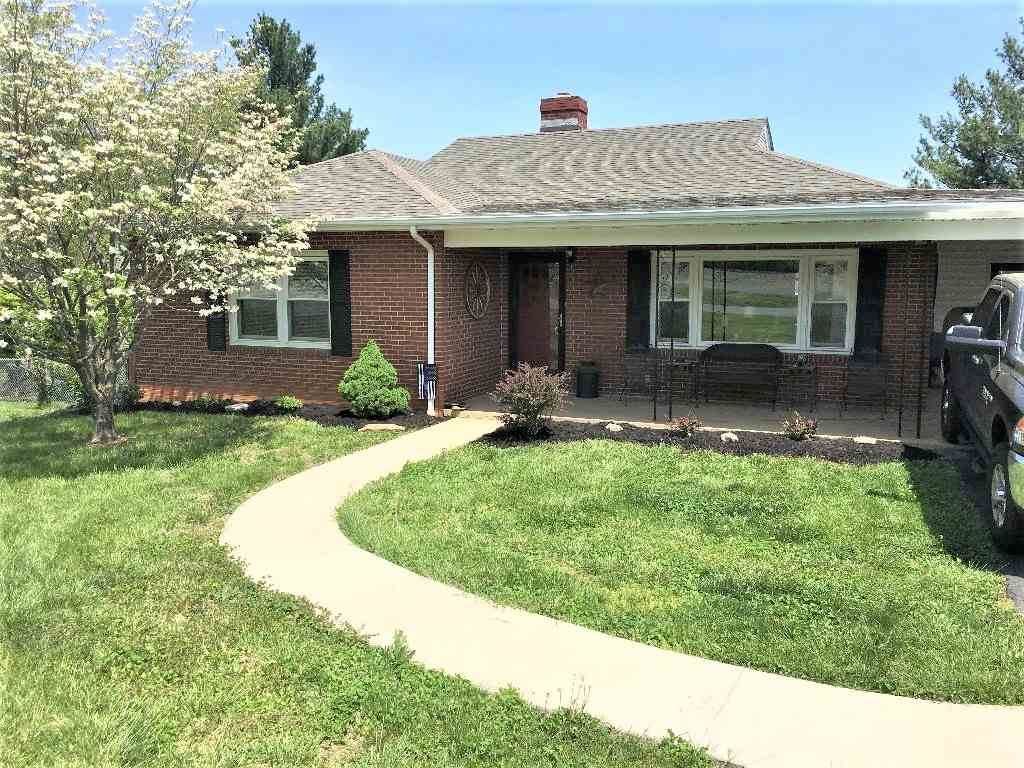 6014 Railroad Ave - Photo 1