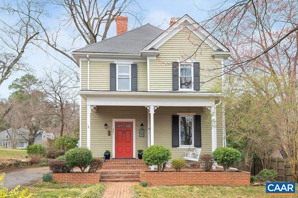 807 Park St - Photo 1