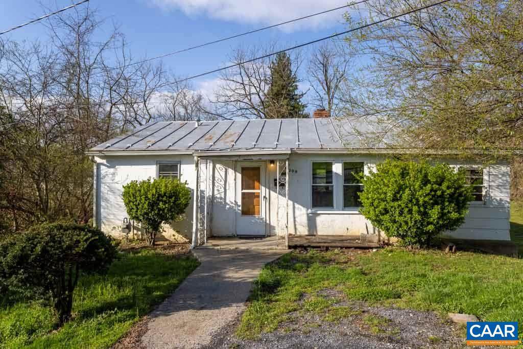 200 Dogwood St - Photo 1