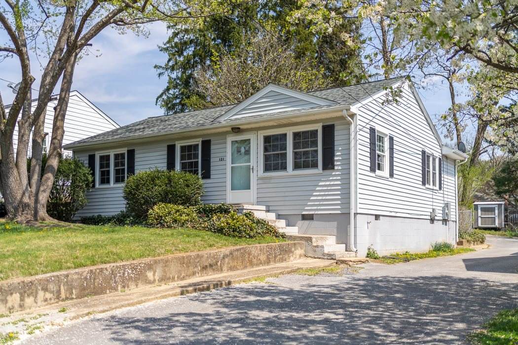 121 Fraser Ln - Photo 1
