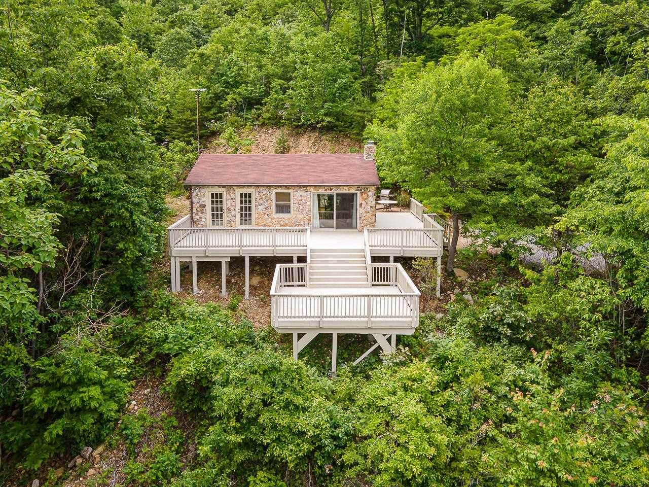 223 Paradise Ln - Photo 1