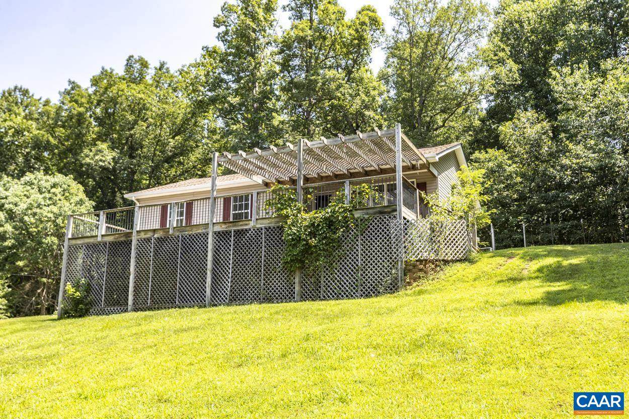10365 River Rd - Photo 1