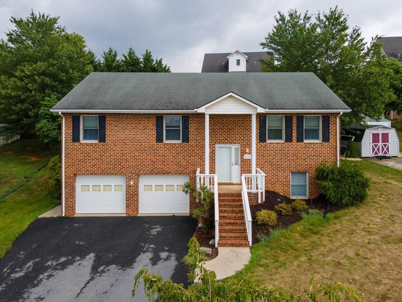2170 Ramblewood Rd - Photo 1