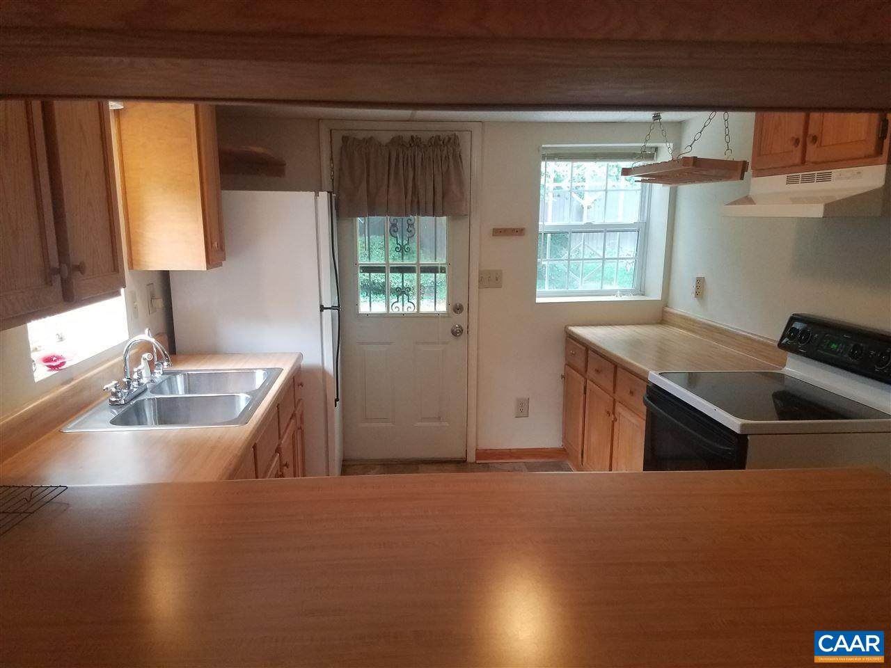 103 North Baker St - Photo 1