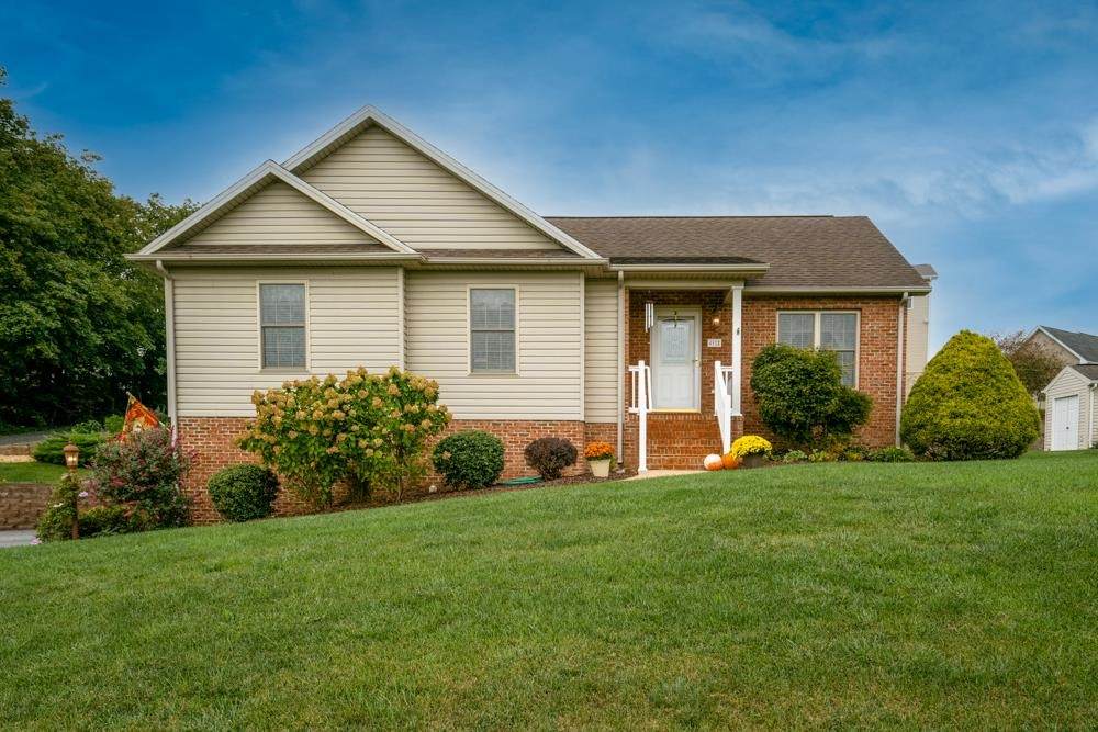 492 Early Dr - Photo 1