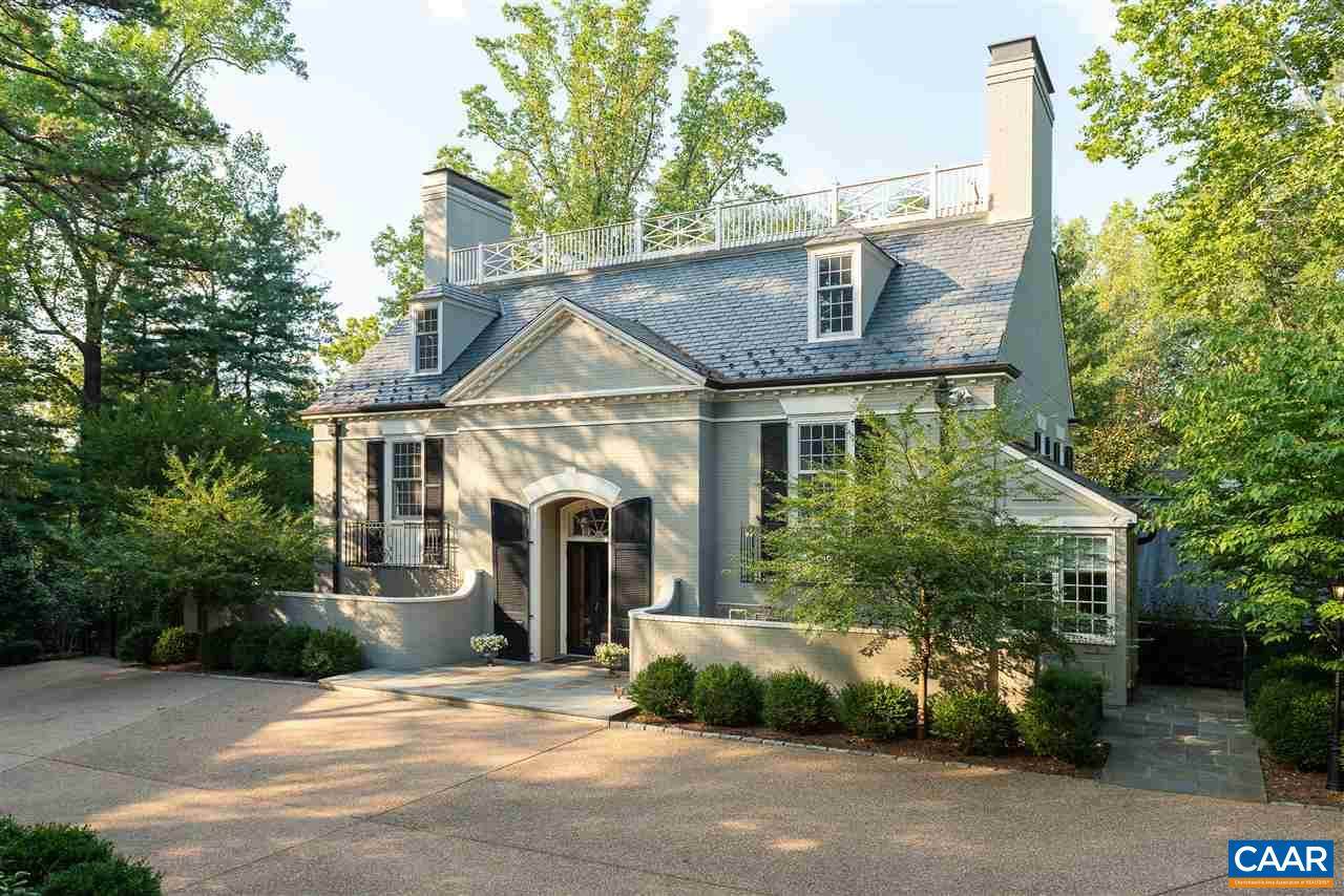 2033 Hessian Rd - Photo 1
