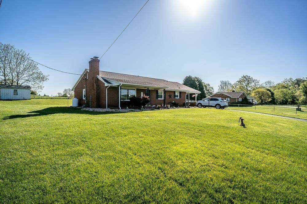 25 Chapel Rd - Photo 1