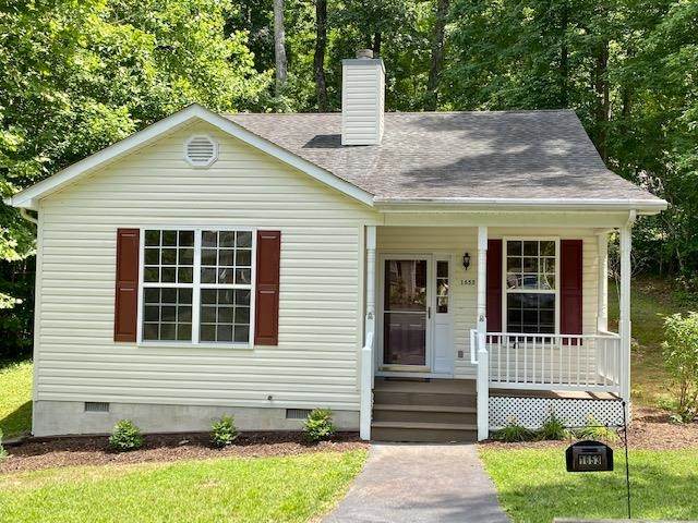 1653 Lakeshore Dr - Photo 1