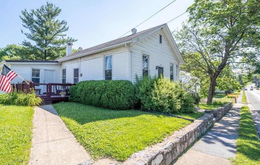189 Lee St - Photo 1