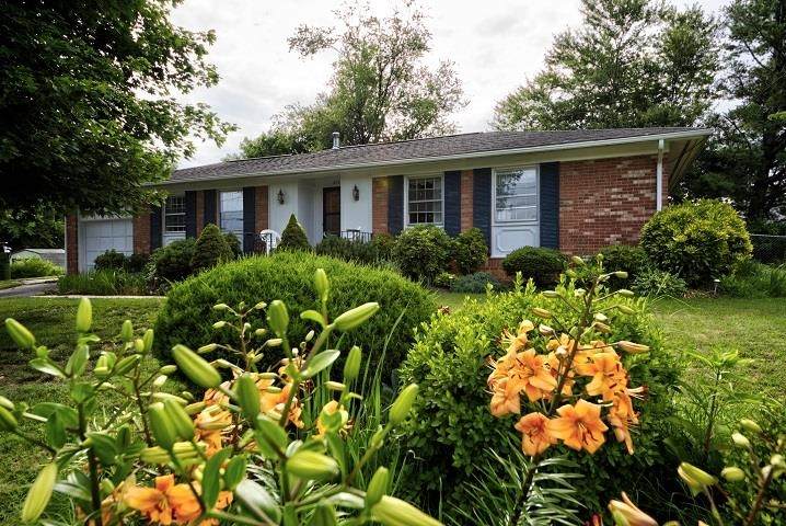 224 Lee Dr - Photo 1