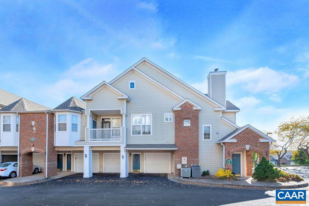 905 Dorchester Pl - Photo 1