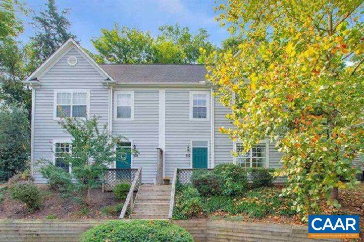 916 Locust Ln - Photo 1