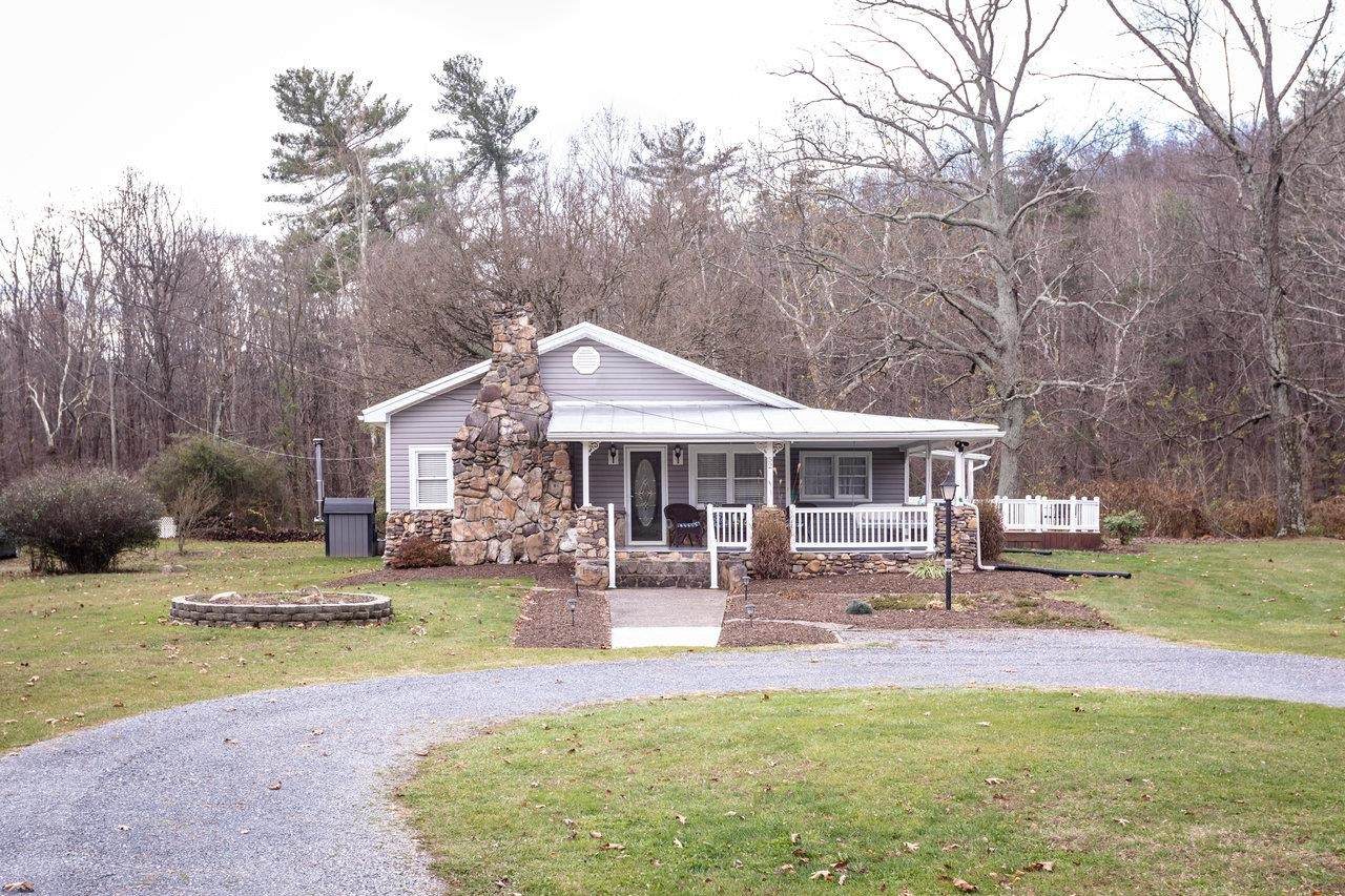 52 Eds Park Dr - Photo 1