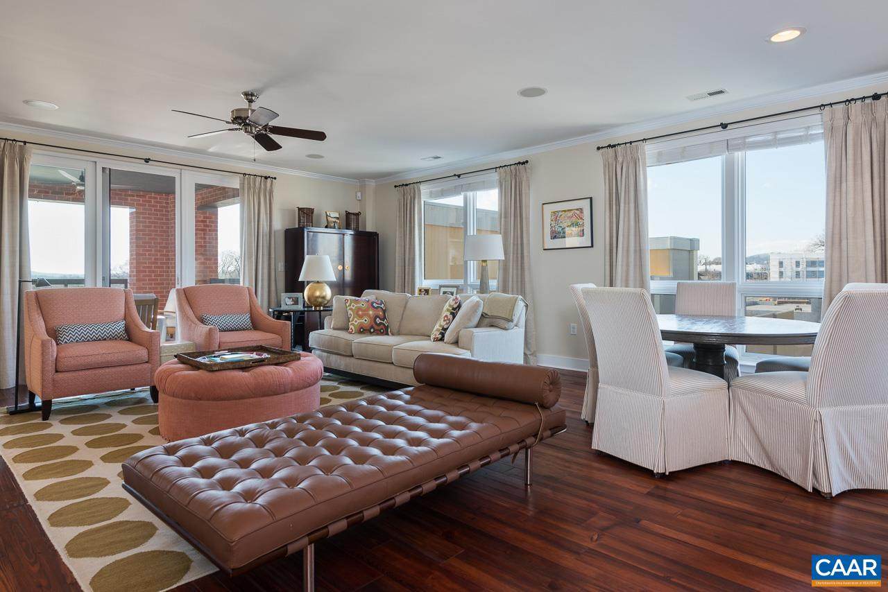 200 Garrett St - Photo 1