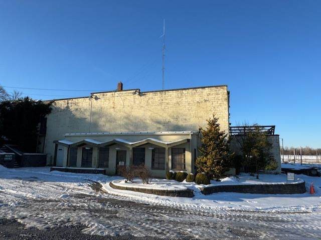 2591 Lyndhurst Rd - Photo 1